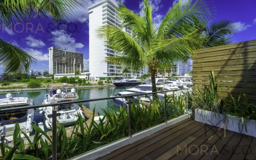 Marina Puerto Cancún