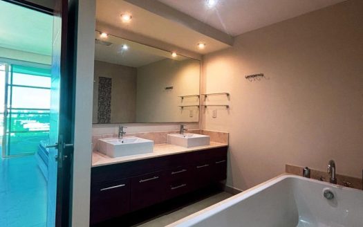 Novo Cancún Torre Apus, SLS